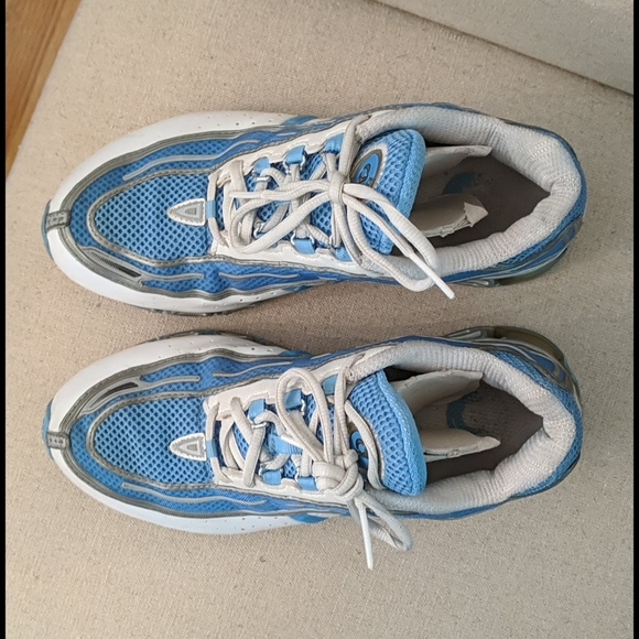 Adidas Women's Vintage Ultra Ride Running Shoes Sneakers Y2K Size 7 - Picture 2 of 7